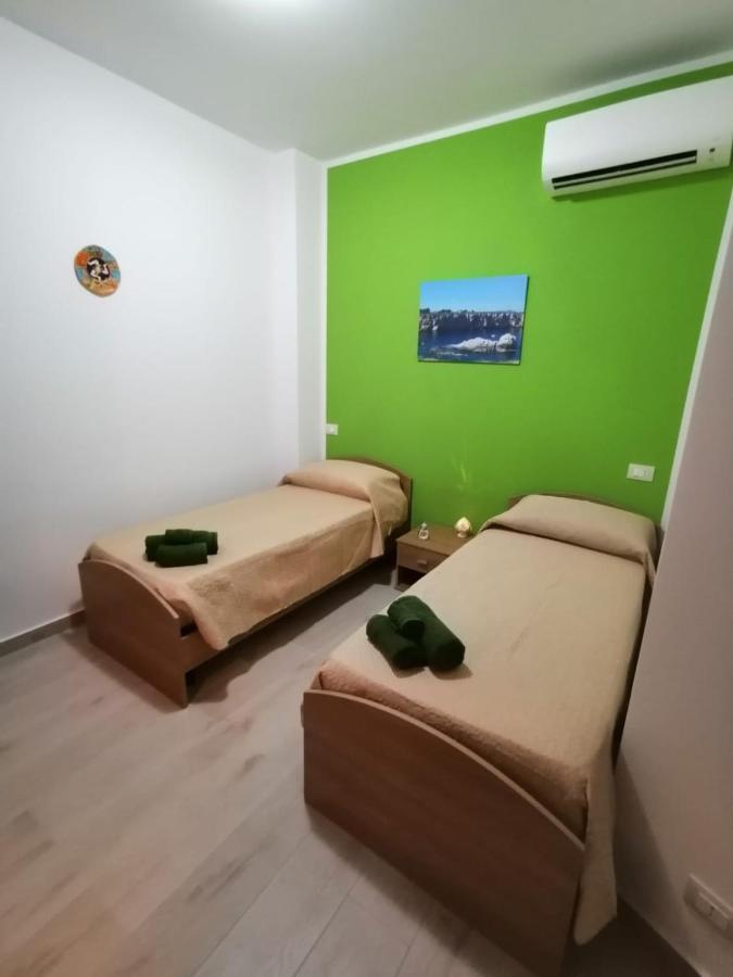 La Trinacria Bed & Breakfast Теразини Екстериор снимка